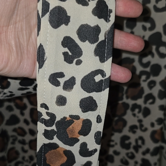 New Designer Animal Leopard Print Long Sleeve Dress - Picture 4 of 9